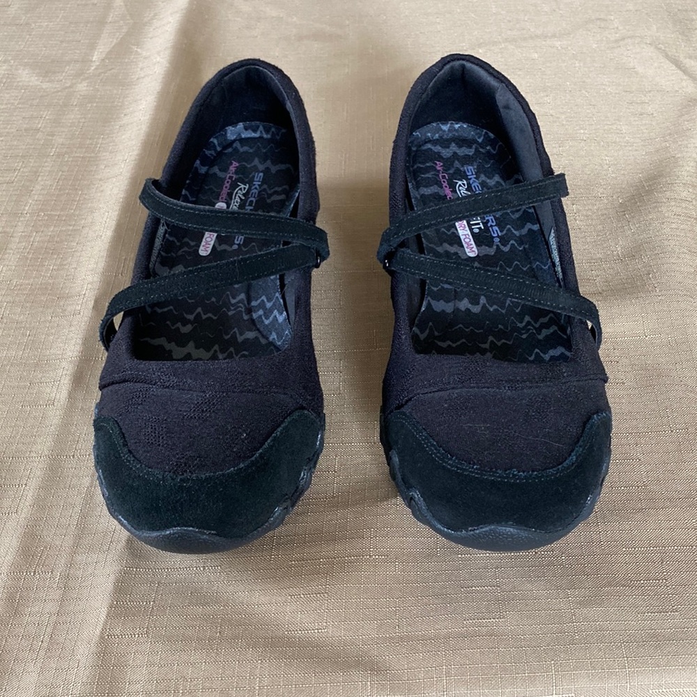 SKECHERS black flats